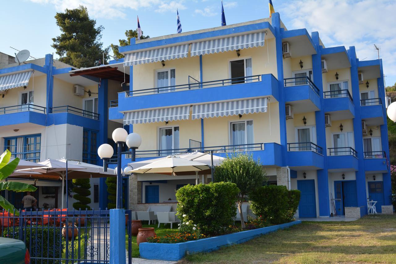 Kangaroo Hotel Mola Kaliva Exterior foto